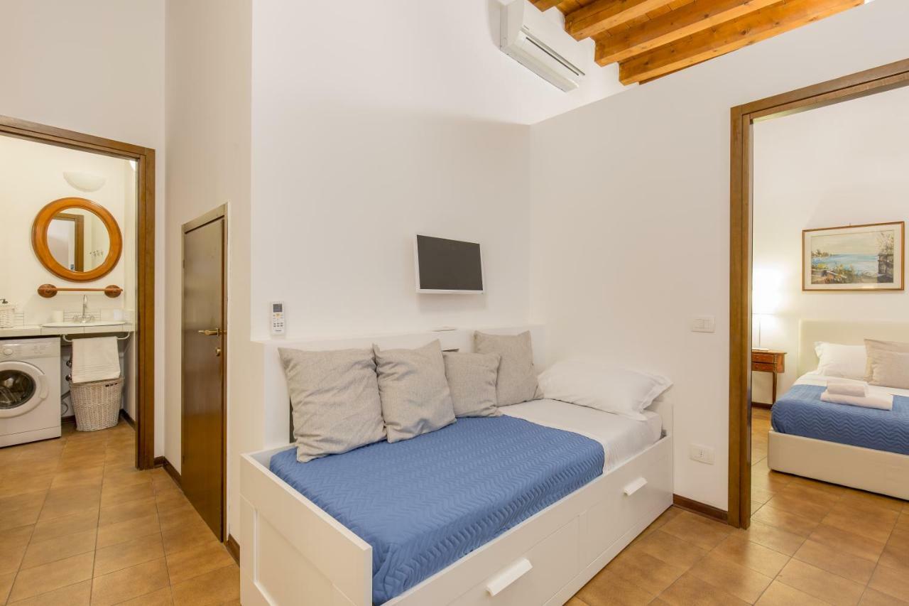 Residenza Giulietta Capuleti Appartement Verona Buitenkant foto